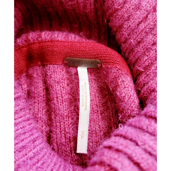 SOLD Free People Chunky Knit Turtleneck Sweater - Picture 2 of 5